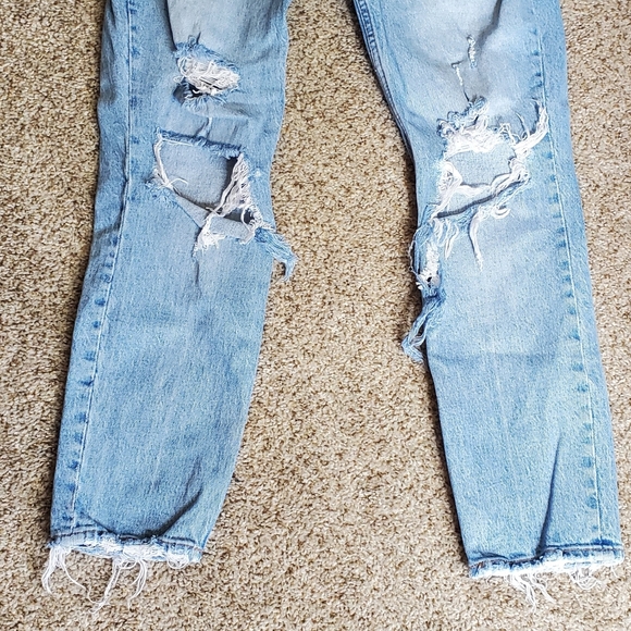 Distressed Abercrombie & Fitch Light Blue High-Rise Skinny Jeans - Picture 6 of 6